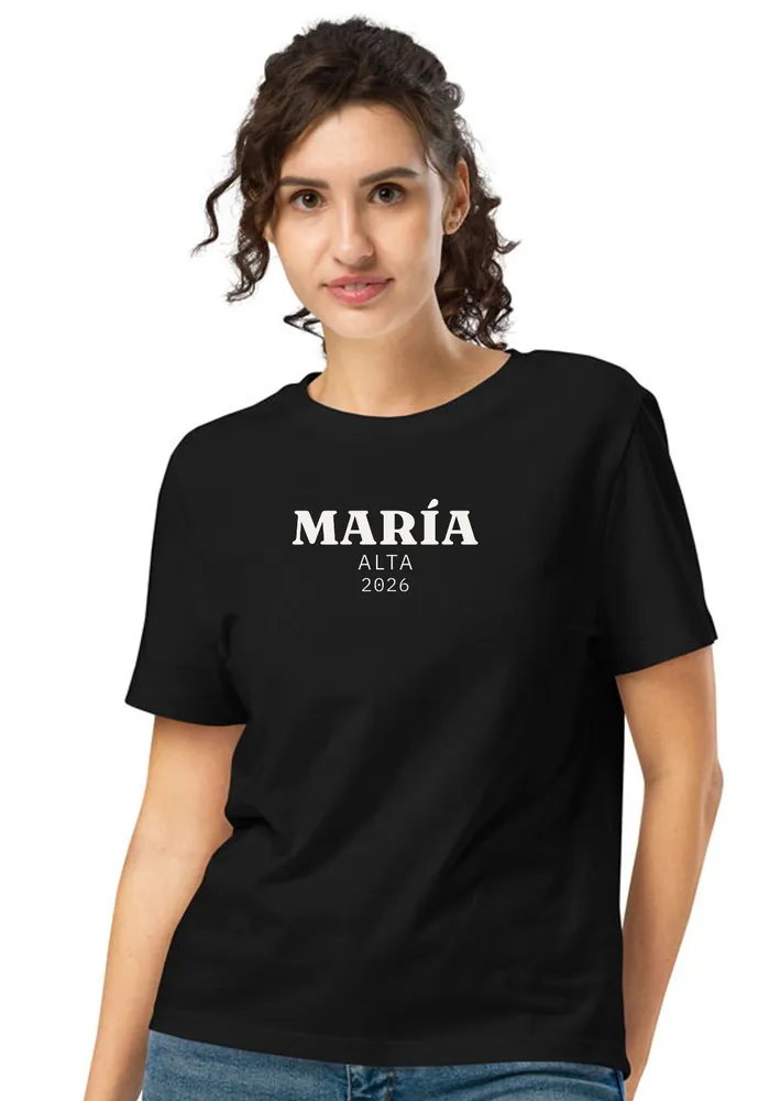 Dona amb samarreta negra: MARIA · ALTA